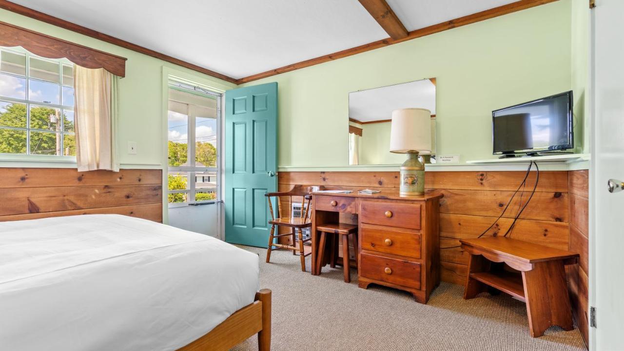 Mid-Town Motel Boothbay Harbor Exterior photo